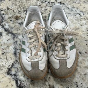 Sz 12K adidas Kids Sneakers White and Green